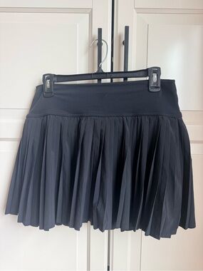 Aerie Pleated Active Skirt Size L Black